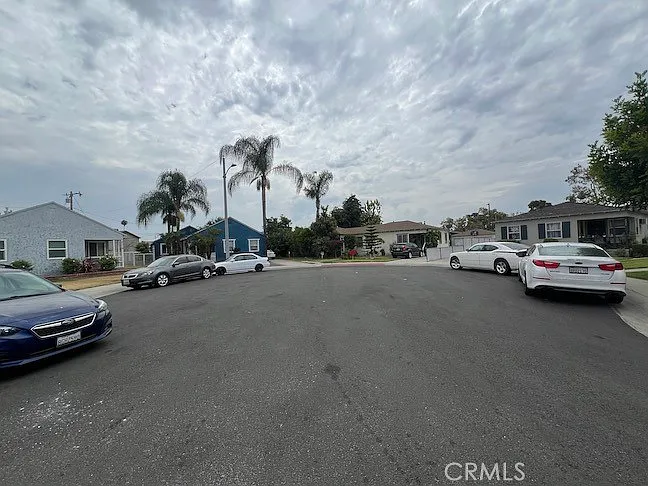 8379 La Villa St — Photo 30