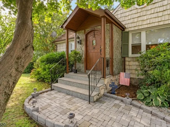 2015 Mountain Ave, Scotch Plains Twp., NJ 07076