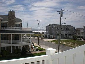 4th image of 5310 Pleasure Ave #S