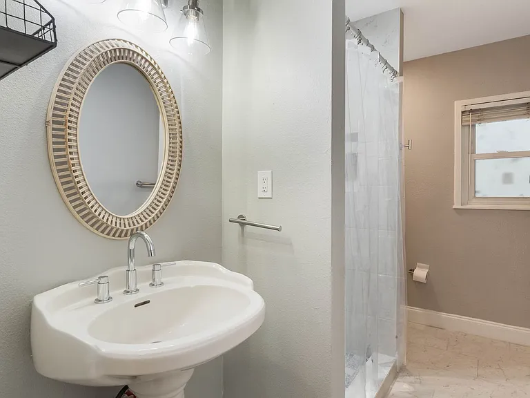 1207 Briercliff Dr — Photo 14