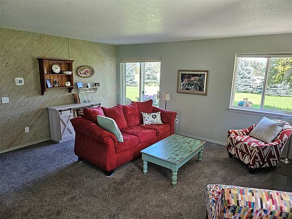 5th image of 135A Garden Dr #A