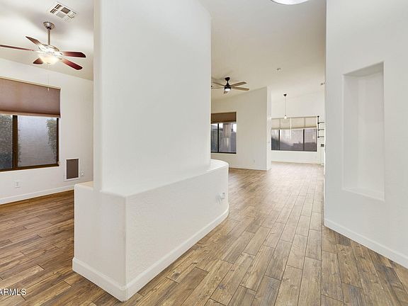 3rd image of 2129 S COMPTON Street