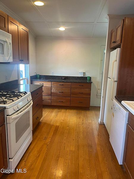 5th image of 55 Prospect Street
