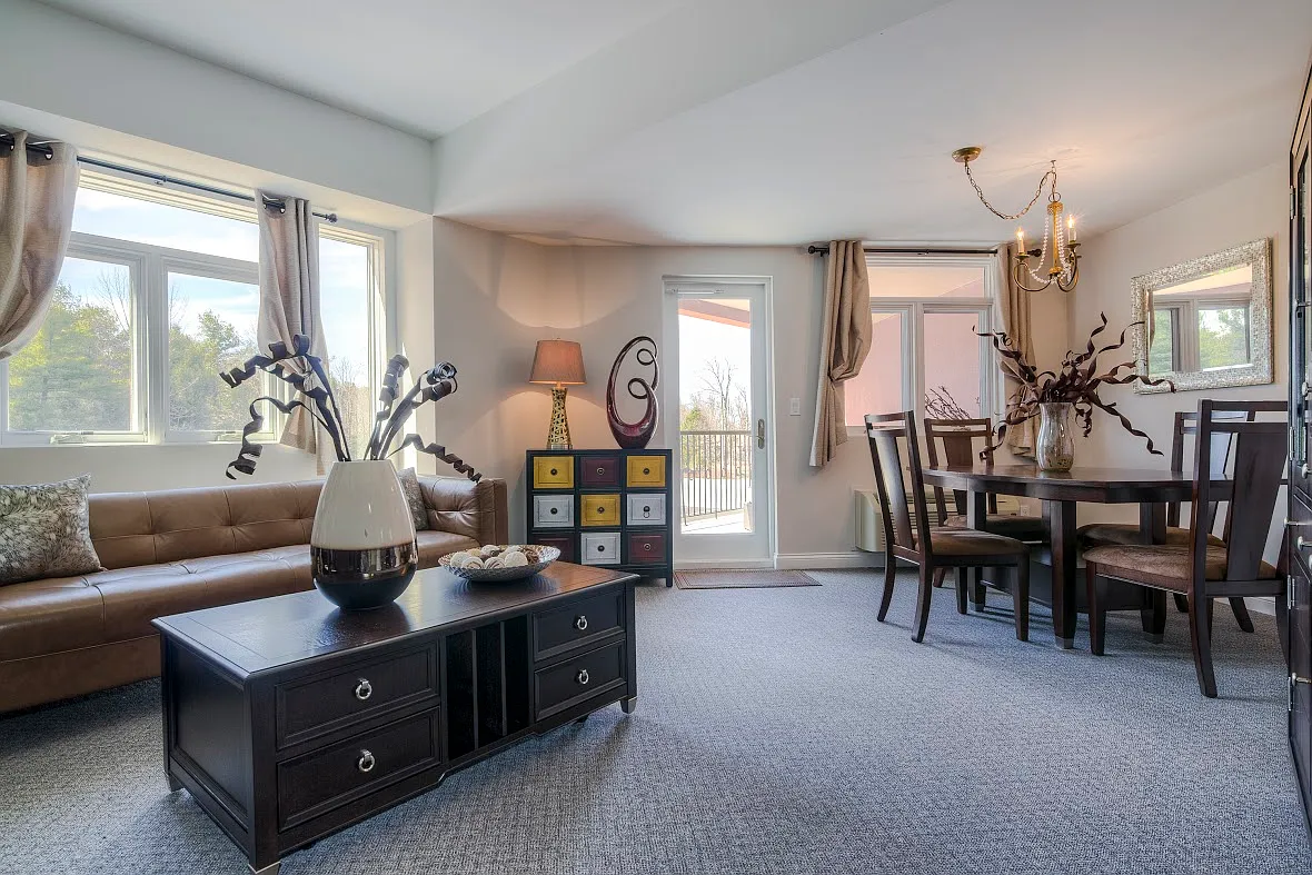 1 bed, 1.5 bath, 940 sqft, $1,750 — Photo 1