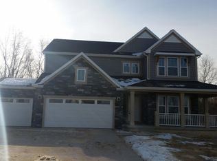 682 Stepping Stone Dr, Byron Center, MI 49315