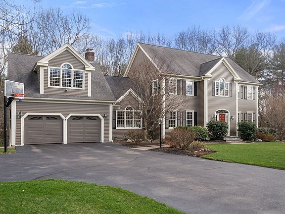 2nd image of 74 Flint Locke Ln