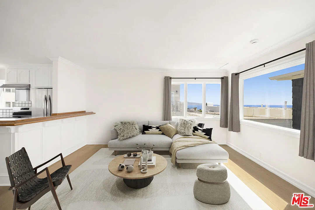 2 bed, 1.5 bath, $7,595 — Photo 1