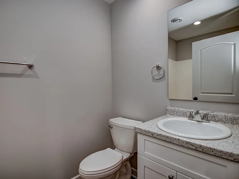 1624B Gunston Dr — Photo 27