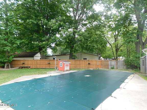 5th image of 109 S Munson Rd
