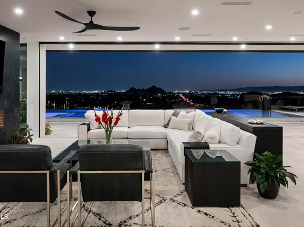 4725 N 56TH Street, Phoenix, AZ 85018