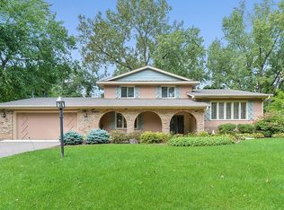 5212 Saint Moritz Dr NE, Fridley, MN 55421
