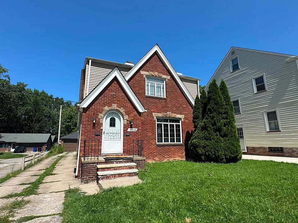 15538 Munn Rd #1