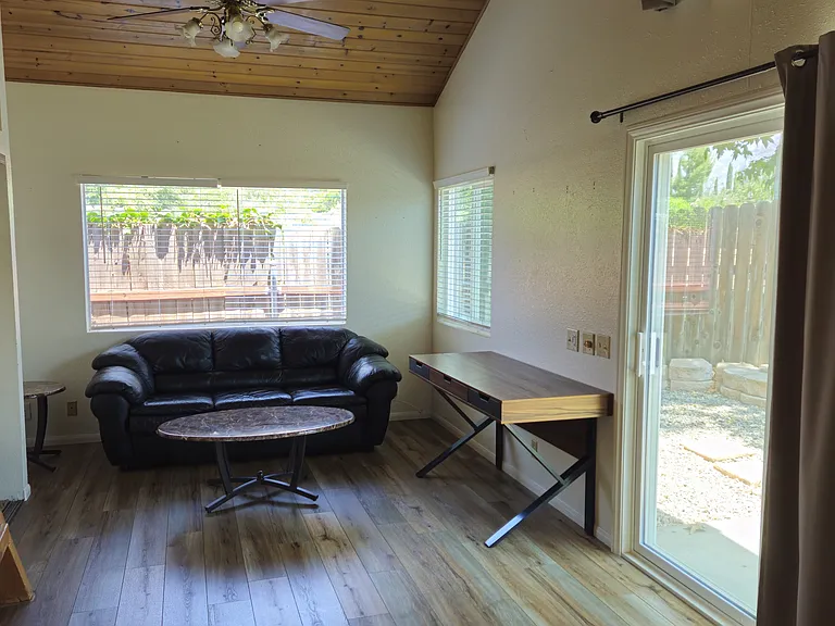 13623 Douglas St — Photo 3