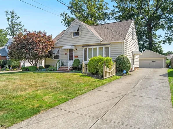 327 E 280th St, Euclid, OH 44132
