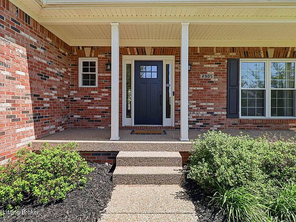 2nd image of 2905 Lake Vista Dr