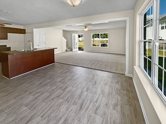 4th image of 4829 Laura Jeanne Blvd