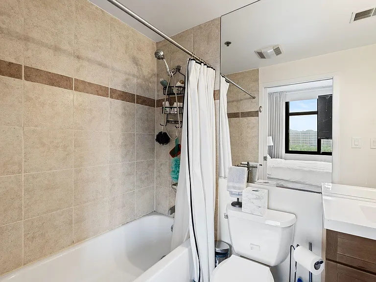610 Newark St #7A — Photo 27