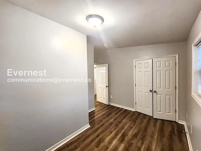 3024 Pasadena Dr — Photo 8