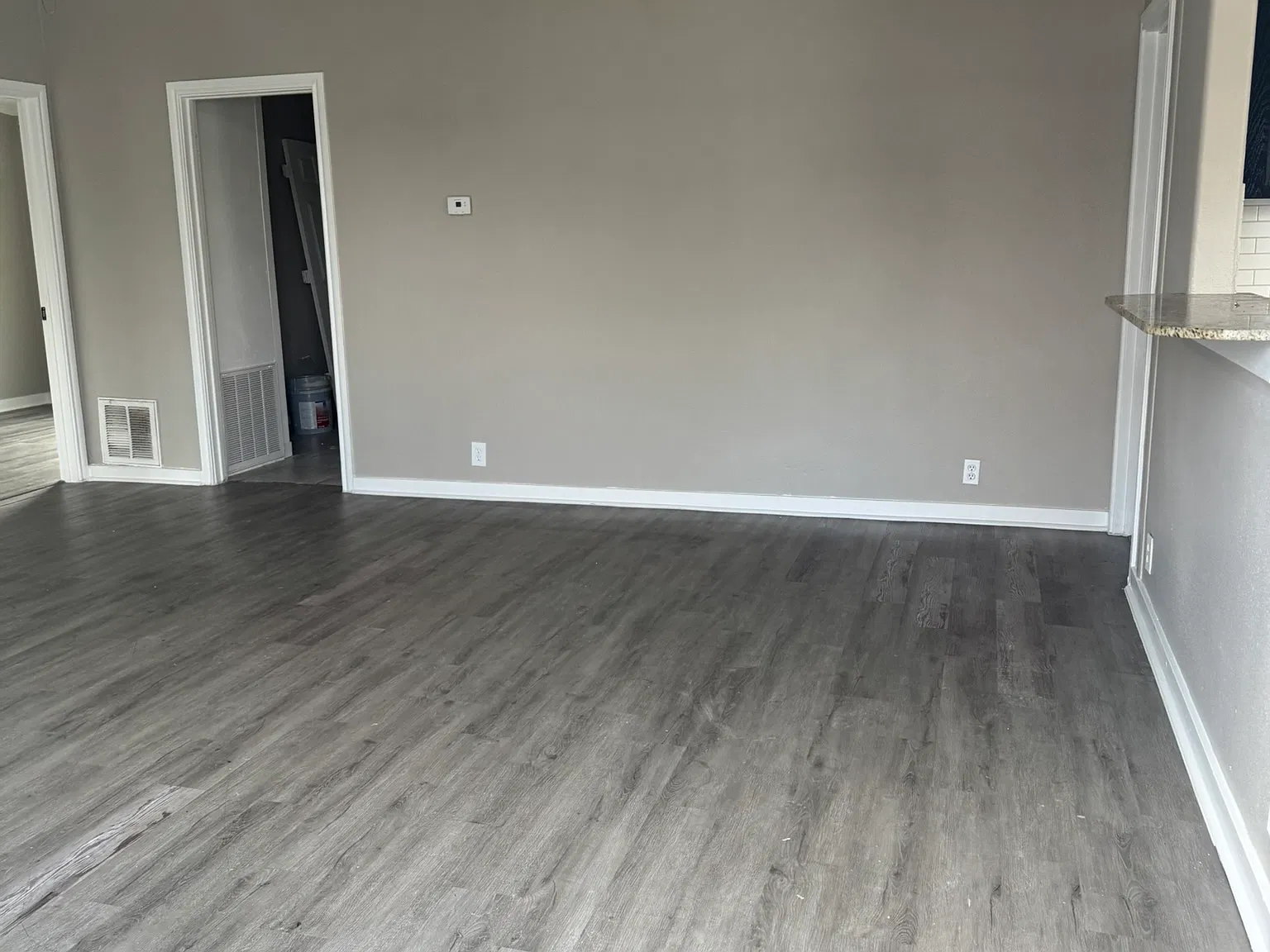3 bed, 1178 sqft, $1,600 — Photo 2