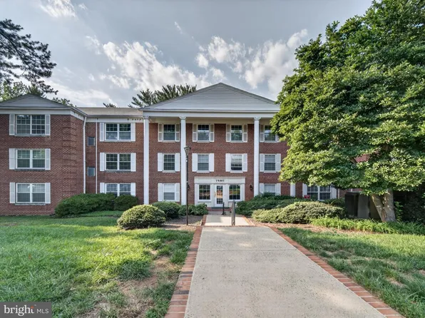 7680 Tremayne Pl APT 311, Mc Lean, VA 22102