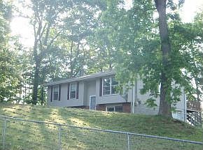 1st image of 336 Lakewind Dr S