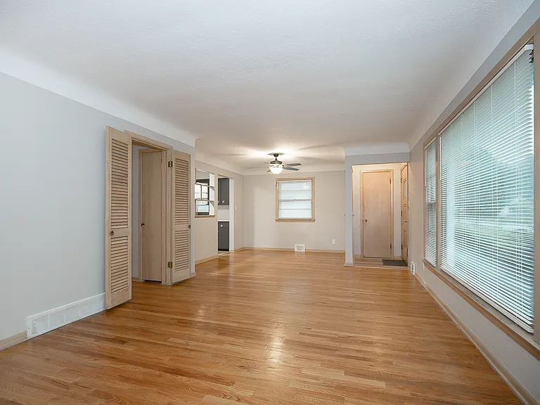 4365 Adrian Rd — Photo 11