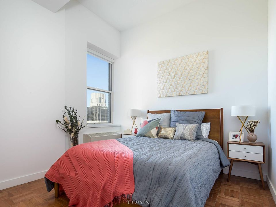 2nd image of 20 Exchange Pl APT 511