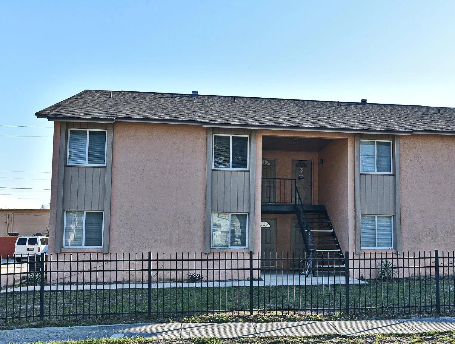 123 Lori Anne Ln — Photo 2