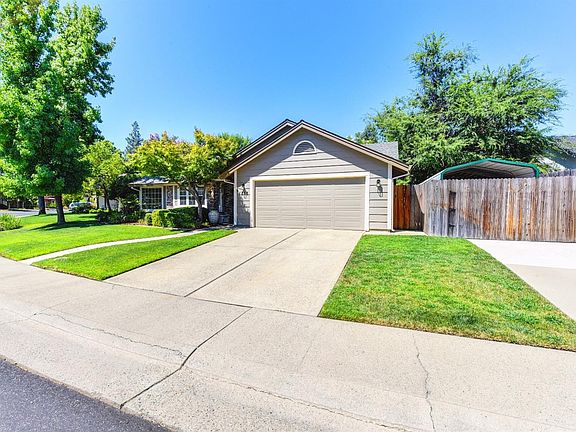 3rd image of 1718 Chelsea Way