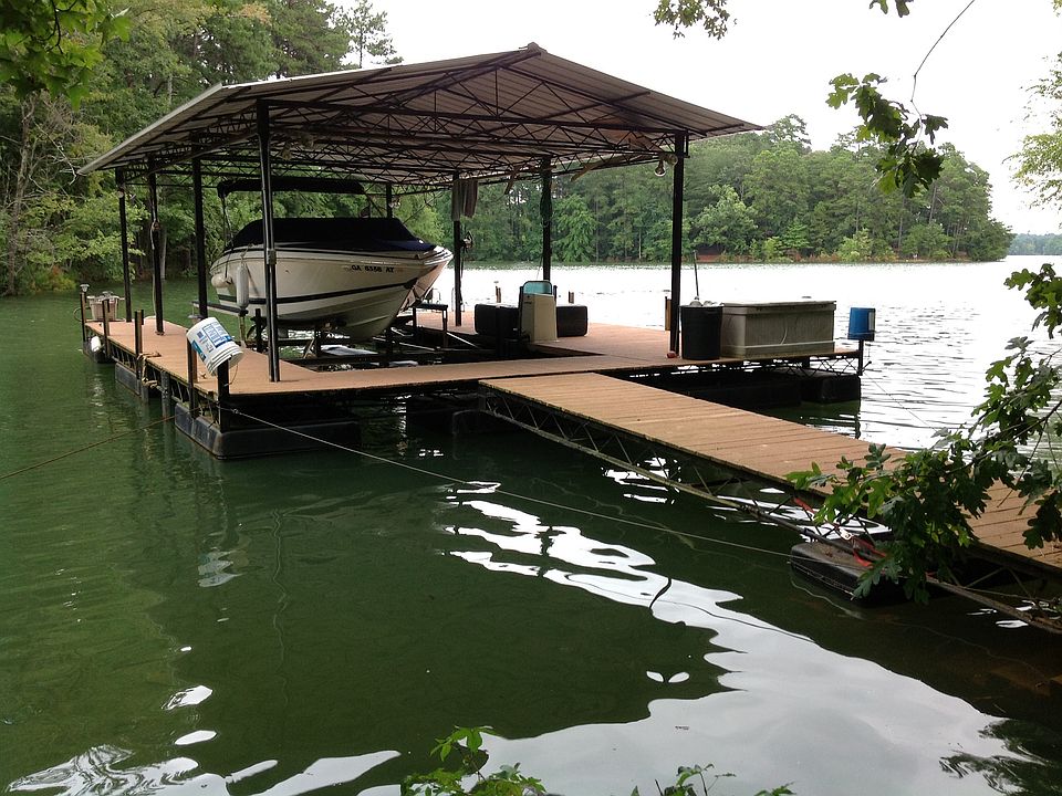 Dock
