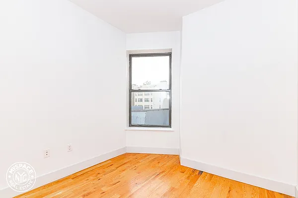 Rented by MySpaceNYC | media 11