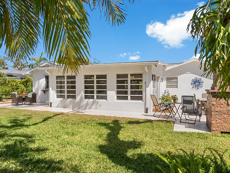 594 Bougainvillea Ln — Photo 46