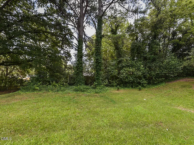 852 Hadley Rd — Photo 16