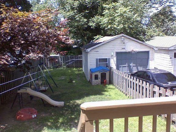 fenced yard and garage