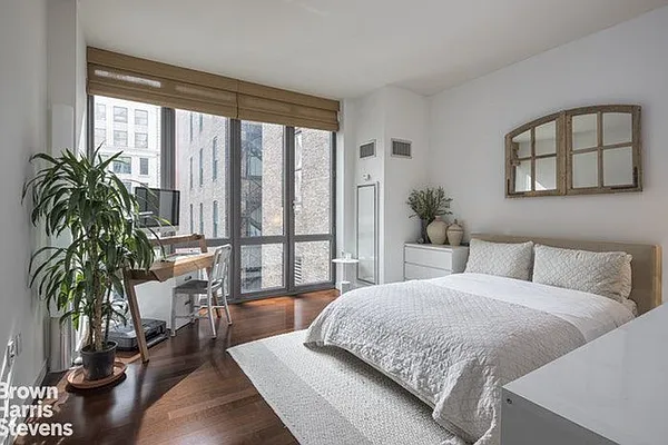 Rented by Brown Harris Stevens | media 18