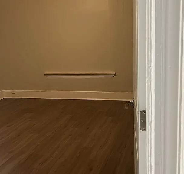 130 Perkins Ave — Photo 14