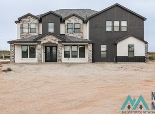 2002 Mission Ave, Carlsbad, NM 88220
