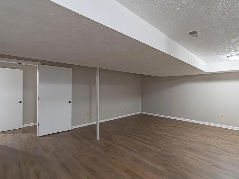 13103 Lillian St — Photo 34