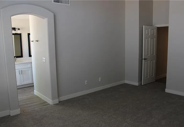 13402 E Boston St — Photo 18
