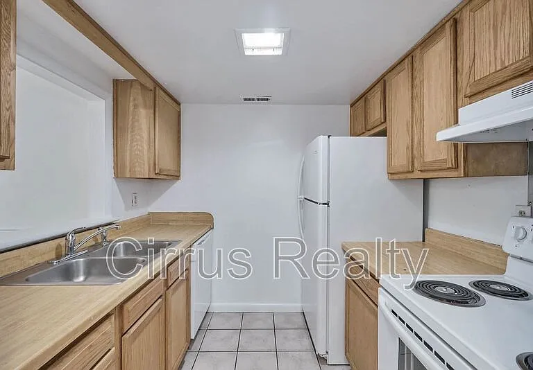 90 Francis St — Photo 10