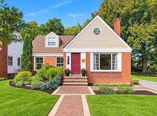 2548 Canterbury Rd, Cleveland Heights, OH 44118