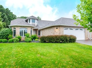 10362 Eagle Pointe Trl, Woodbury, MN 55129