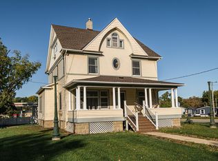 405 1st Ave NW, Dodge Center, MN 55927