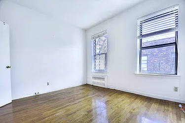 Rented by Urbane Brokerage