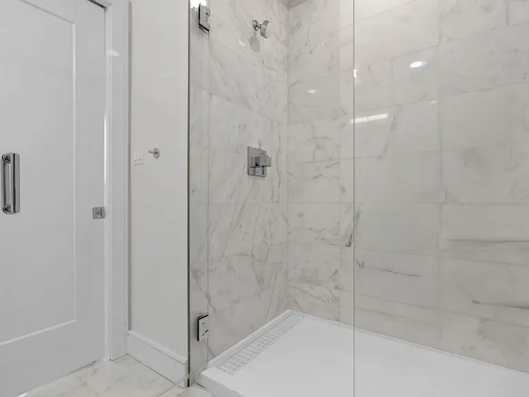 301 Border St — Photo 17