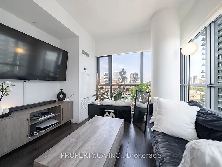 159 Dundas St E #1506 — Photo 11