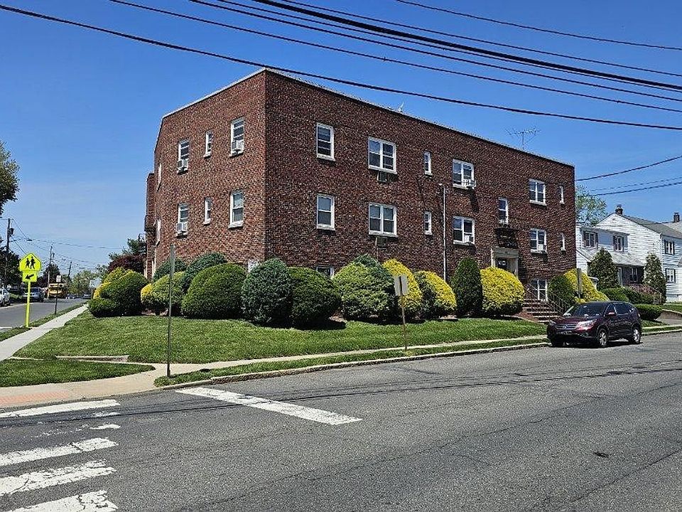 Building Photo 3