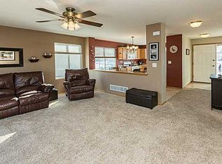 745 SE Parker Dr, Waukee, IA 50263