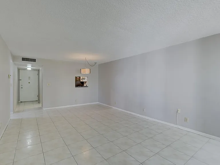 6751 N University Dr #302 — Photo 9