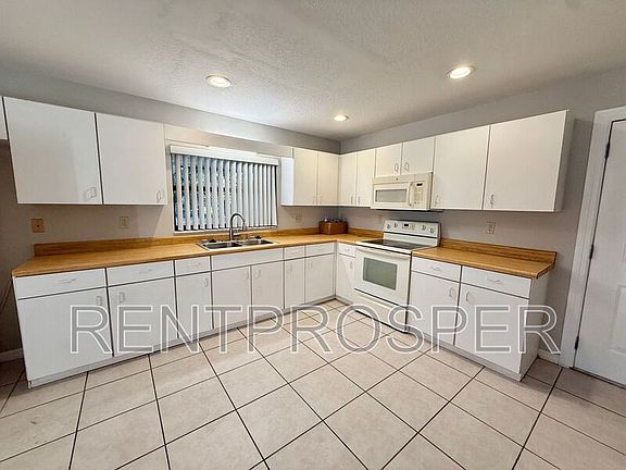 5th image of 2201 Granada Blvd #1